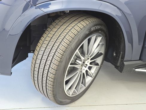 New 2026 Mercedes-Benz GLE 450 4MATIC image 33