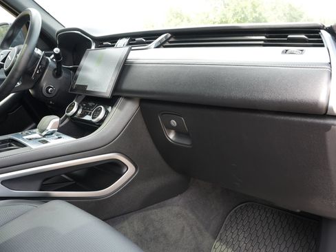 Used 2026 Jaguar F-PACE R-Dynamic S AWD/4WD image 24