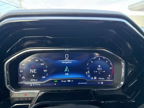 Used 2024 Chevrolet Silverado 2500 LT image 16