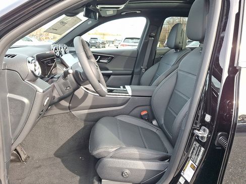 New 2026 Mercedes-Benz GLC 300 4MATIC image 8