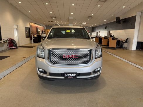 Used 2016 GMC Yukon Denali w/ Open Road Package image 3