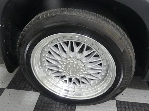 Used 2015 Toyota Highlander Limited Platinum image 16