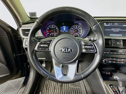 Certified 2020 Kia Optima SE image 11