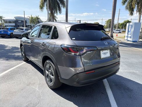 New 2026 Honda HR-V LX image 6