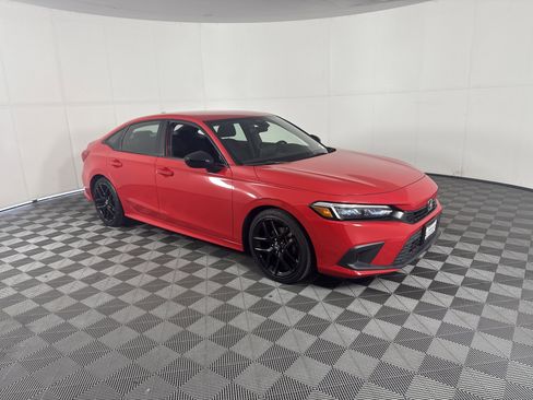 Certified 2024 Honda Civic Sport image 2