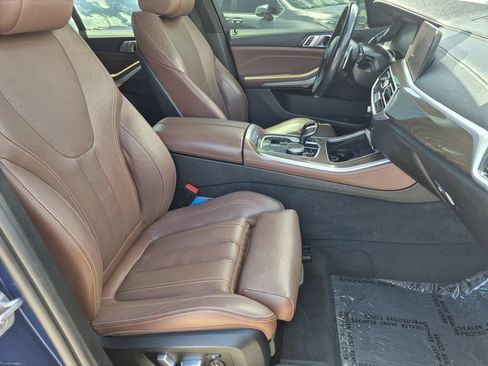 Used 2022 BMW X5 sDrive40i w/ M Sport Package RWD image 16