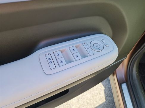 New 2025 Hyundai Santa Fe Calligraphy image 17