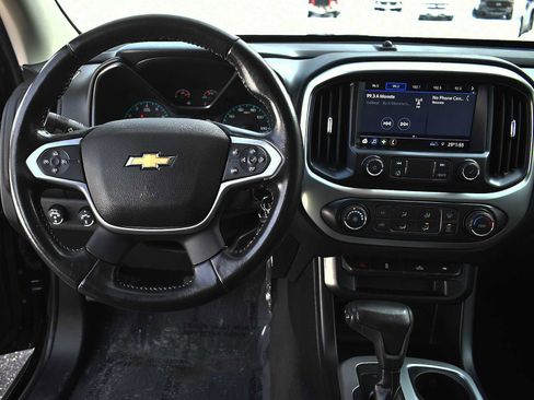 Used 2021 Chevrolet Colorado LT w/ LT Convenience Package image 12
