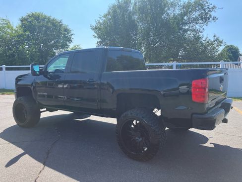 Used 2016 Chevrolet Silverado 1500 LT w/ All Star Edition AWD/4WD image 4