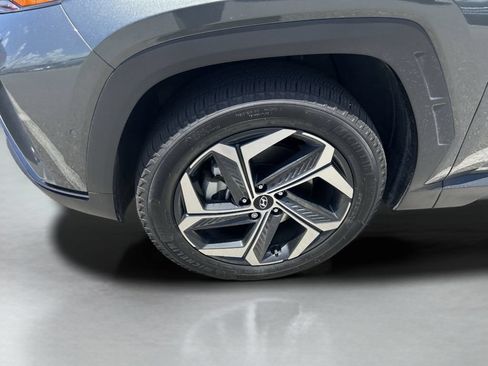 Certified 2024 Hyundai Tucson Limited AWD/4WD image 10