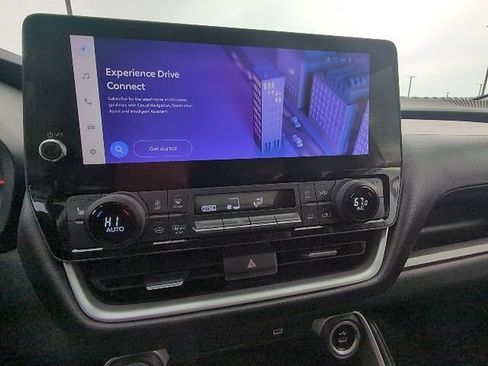 Used 2024 Toyota Grand Highlander XLE image 15