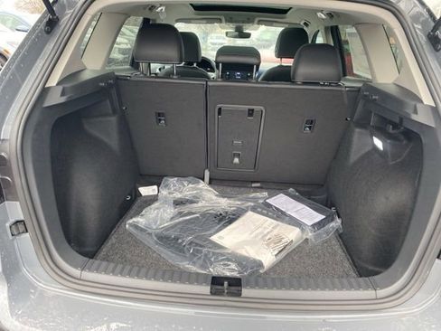 Used 2024 Volkswagen Taos SE image 54