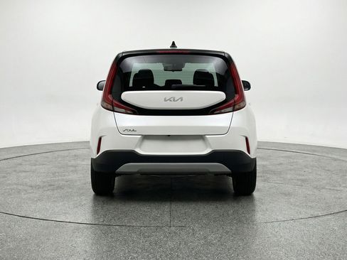 Used 2025 Kia Soul LX w/ LX Technology Package image 7