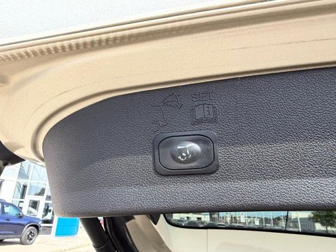 Used 2018 Ford Escape SEL FWD image 5