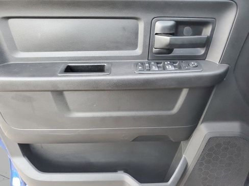 Used 2017 RAM 1500 Express w/ Express Value Package image 29