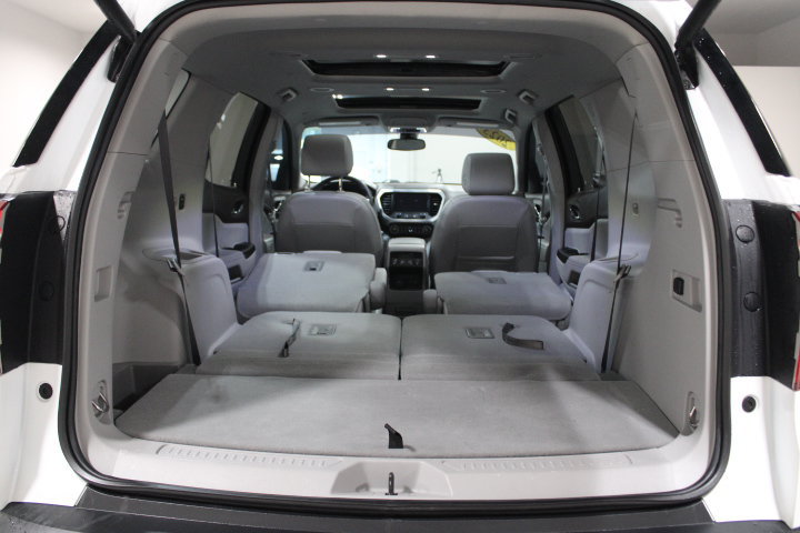 Used 2023 GMC Acadia SLT w/ Preferred Package AWD/4WD image 16