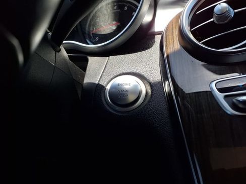 Used 2015 Mercedes-Benz C 300 4MATIC Sedan image 12