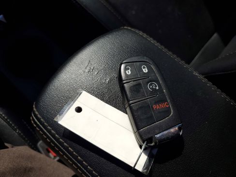 Used 2018 Jeep Compass Limited w/ Navigation Group image 28