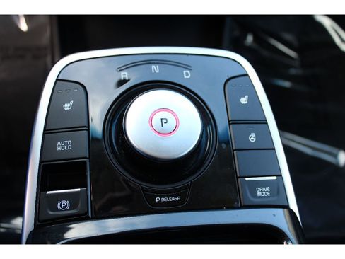 Used 2022 Kia Niro EX w/ Cold Weather Package image 31