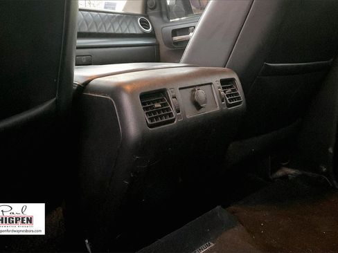 Used 2014 Toyota Tundra 4x4 CrewMax image 33