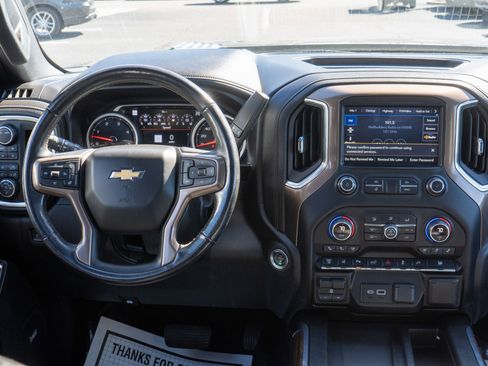Used 2020 Chevrolet Silverado 3500 High Country image 11
