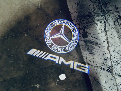 Used 2017 Mercedes-Benz E 300 4MATIC image 40