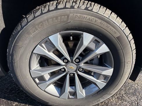 Used 2025 Chevrolet Equinox LT w/ Convenience Package II image 27