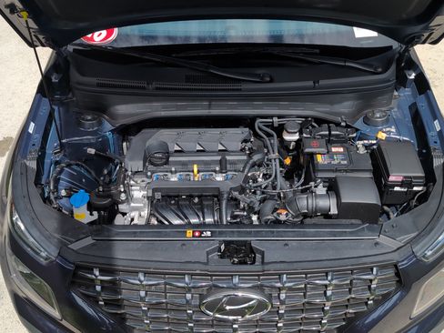 Used 2026 Hyundai Venue SEL FWD image 32