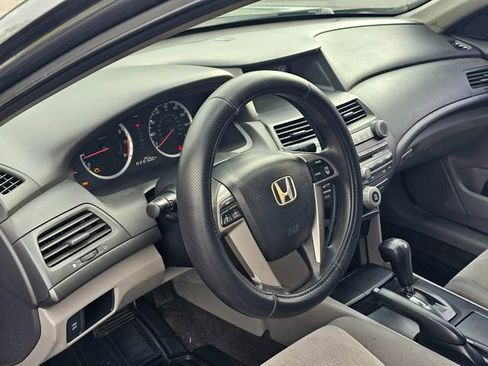 Used 2010 Honda Accord LX image 11