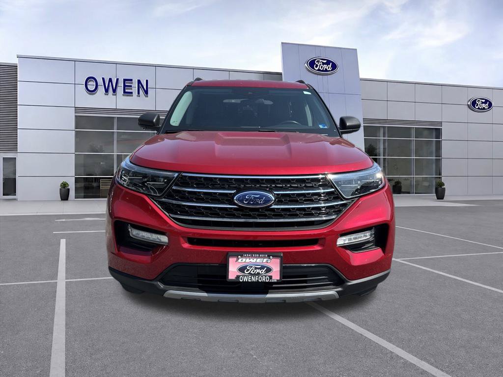 Used 2021 Ford Explorer XLT w/ Equipment Group 202A AWD/4WD image 9