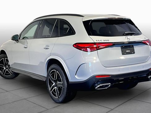 New 2026 Mercedes-Benz GLC 300 4MATIC image 3