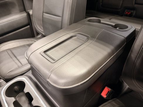 Used 2021 GMC Sierra 3500 Denali w/ Denali Black Diamond Edition image 52