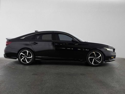 Used 2020 Honda Accord Sport image 2