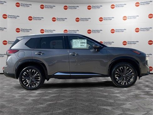 New 2026 Nissan Rogue Platinum w/ Tech Package image 6