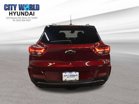 Used 2022 Chevrolet TrailBlazer RS FWD image 4