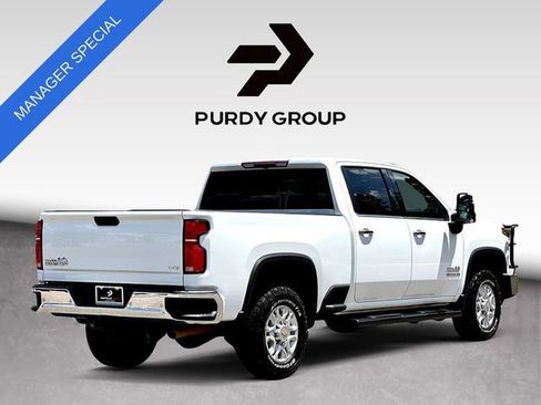 Used 2024 Chevrolet Silverado 2500 LTZ w/ LTZ Plus Package AWD/4WD image 8