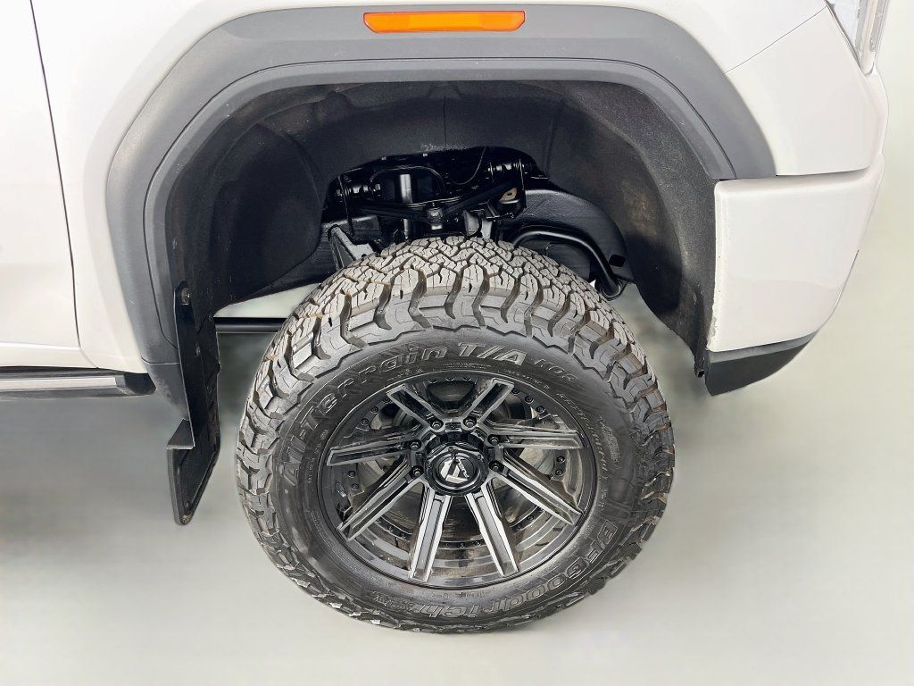 Used 2022 GMC Sierra 3500 Denali w/ Denali Ultimate Package AWD/4WD image 38