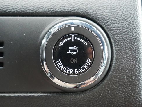 Used 2019 Lincoln Navigator Reserve AWD/4WD image 37