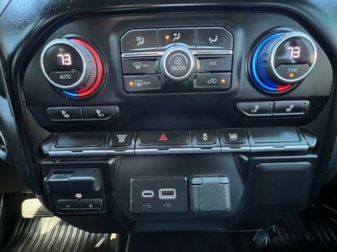 Used 2022 Chevrolet Silverado 3500 LT w/ Convenience Package image 22