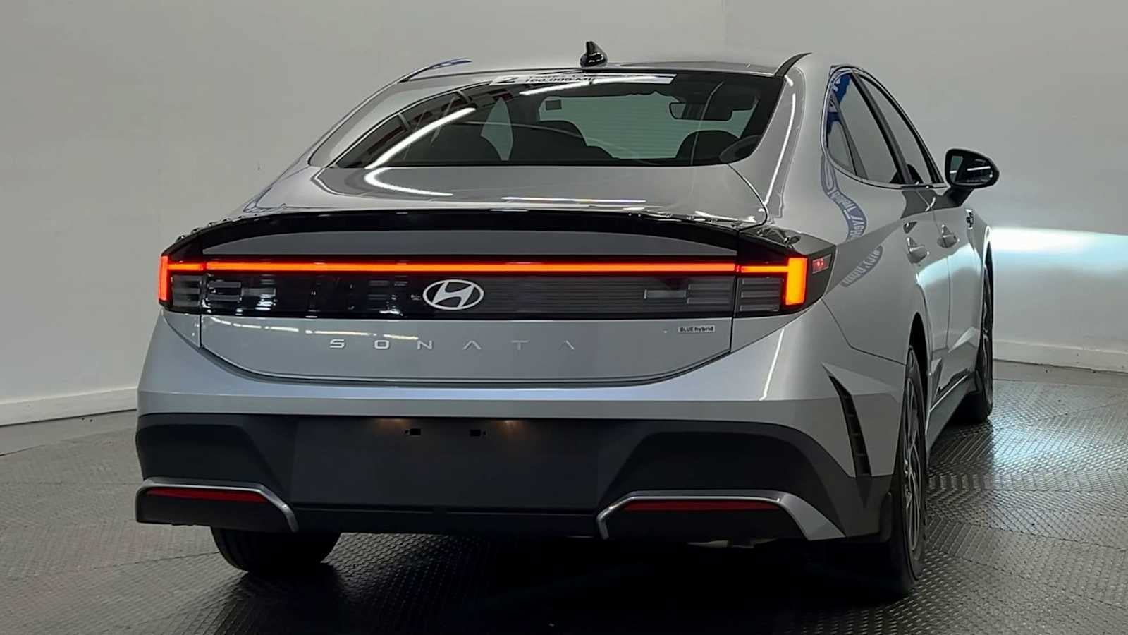 Used 2026 Hyundai Sonata Blue FWD image 7