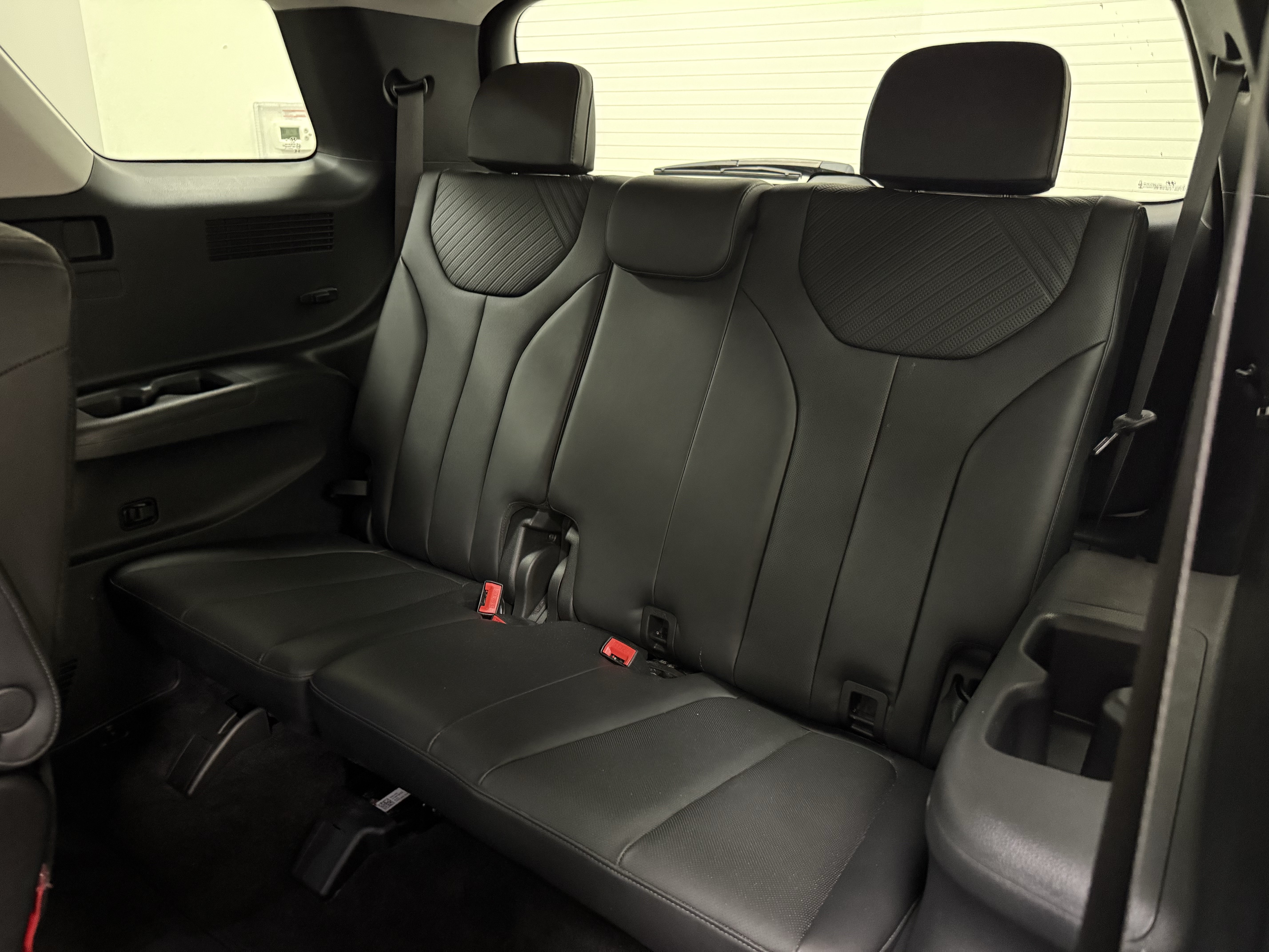 Used 2025 Hyundai Palisade SEL FWD image 16