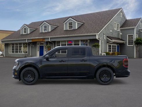 New 2026 Ford Maverick Lobo image 3