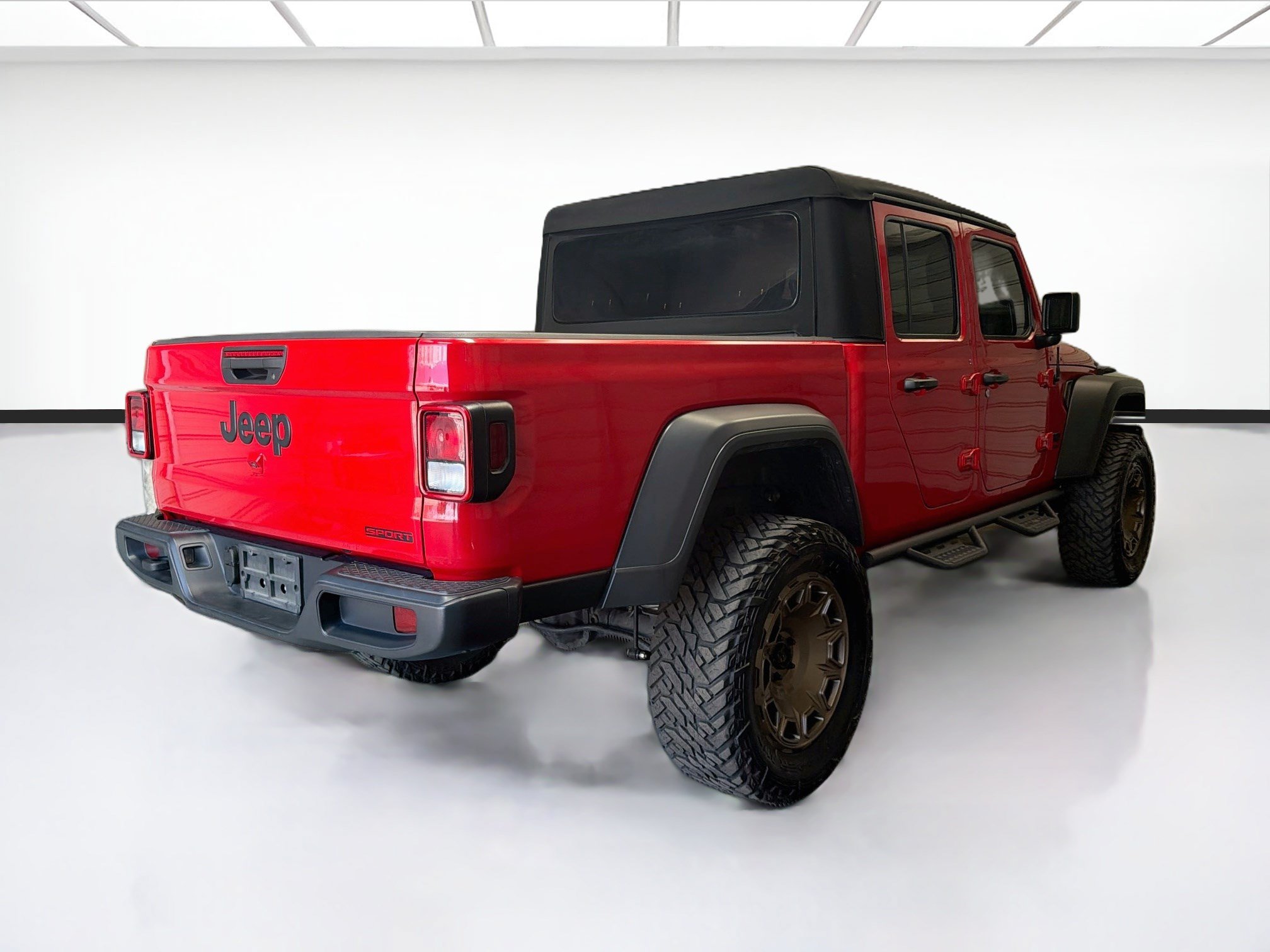 Used 2020 Jeep Gladiator Sport w/ Quick Order Package 24S AWD/4WD image 4