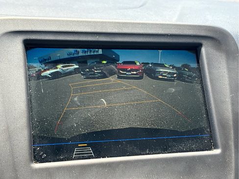 Used 2019 Chevrolet Equinox LS FWD image 14