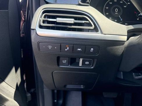 Used 2022 Hyundai Palisade Limited w/ Cargo Package AWD/4WD image 27