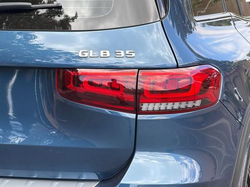 Used 2023 Mercedes-Benz GLB 35 AMG 4MATIC image 27