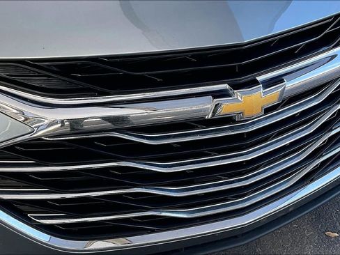 Used 2024 Chevrolet Malibu LT image 27