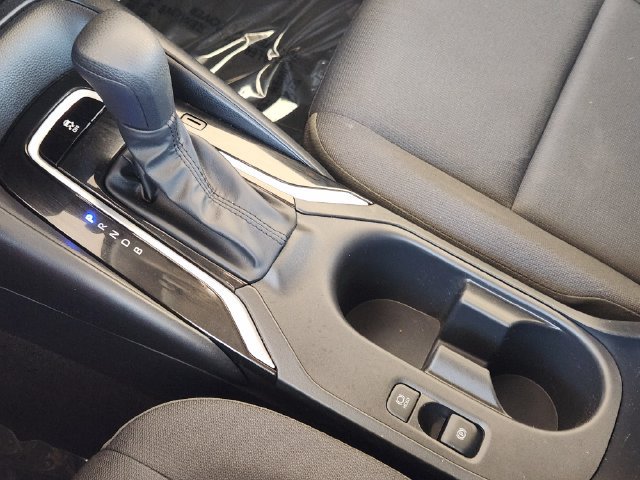 Used 2026 Toyota Corolla LE w/ LE Premium Package FWD image 22