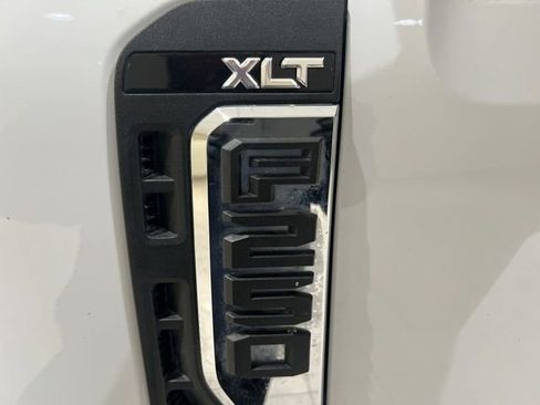 Certified 2024 Ford F250 XLT w/ FX4 Off-Road Package image 25
