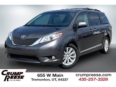 Used 2017 Toyota Sienna XLE w/ XLE Navigation Package